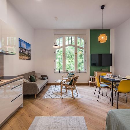 Stafetahaz Apartmanok Vác エクステリア 写真