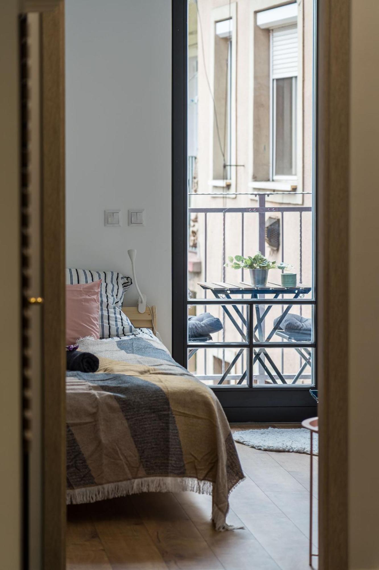 Stafetahaz Apartmanok Vác エクステリア 写真