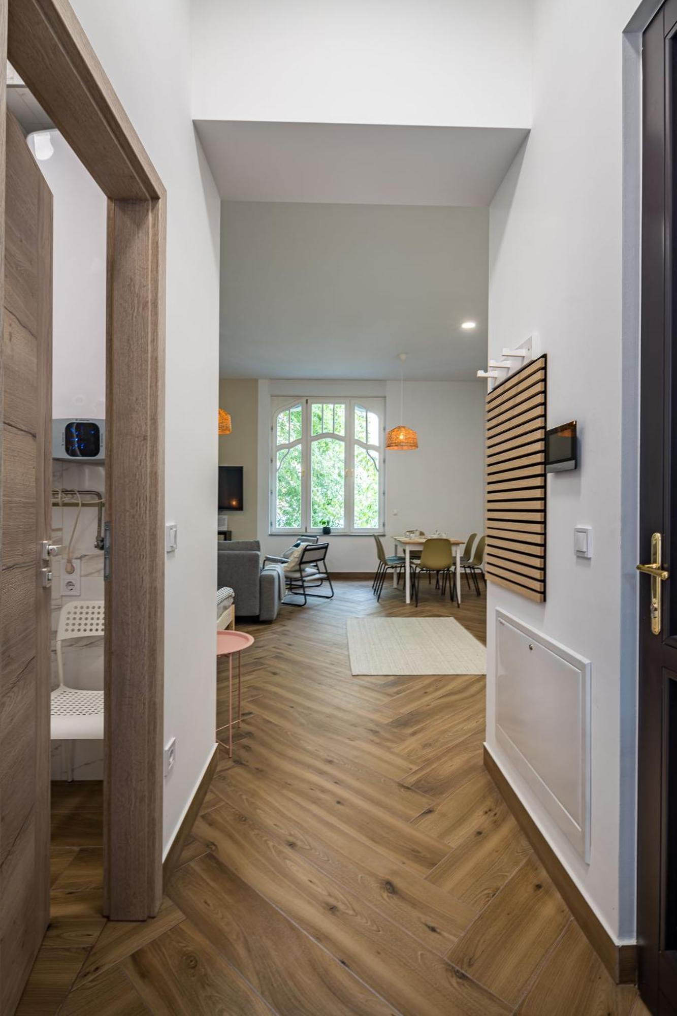Stafetahaz Apartmanok Vác エクステリア 写真