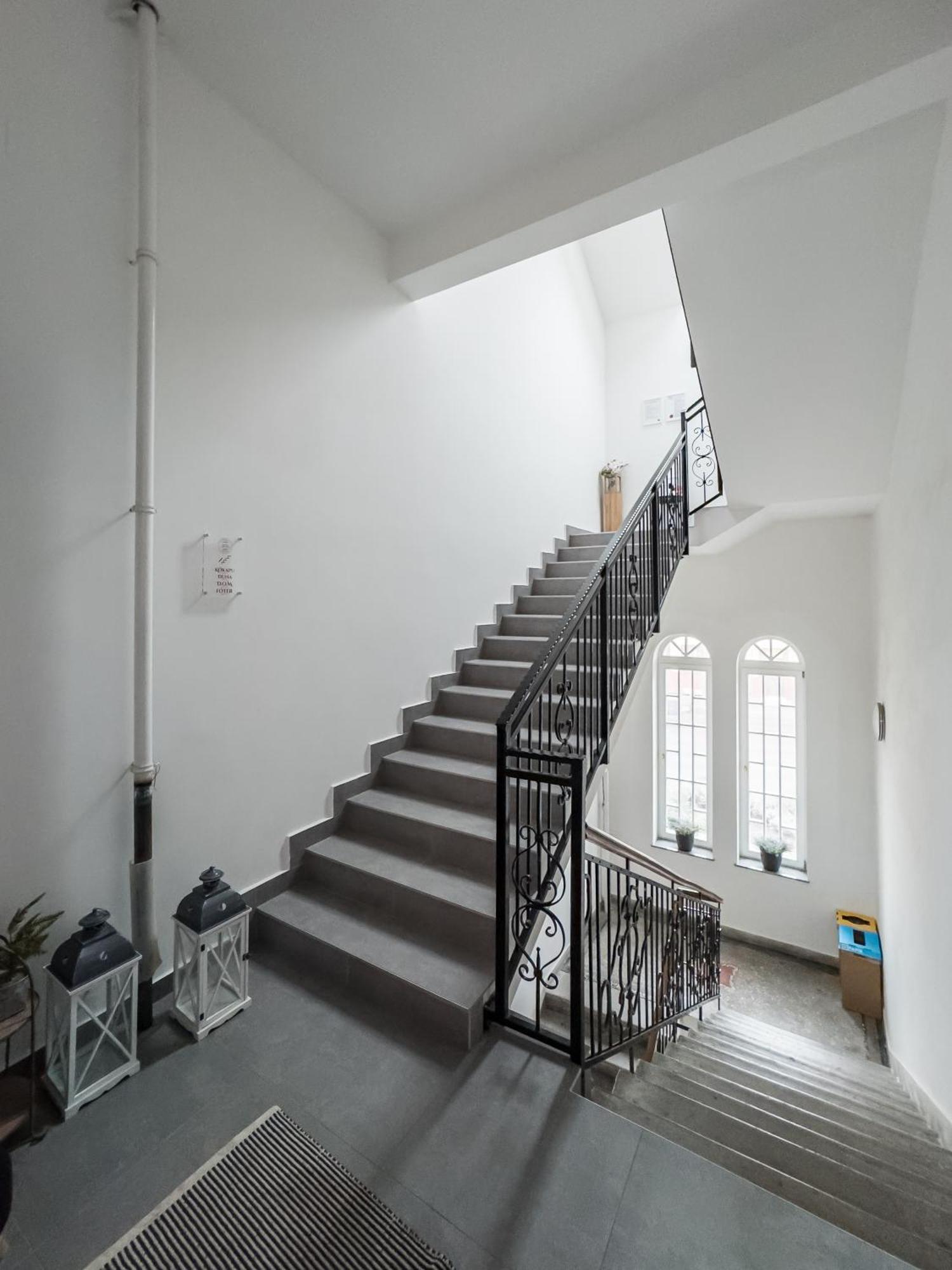 Stafetahaz Apartmanok Vác エクステリア 写真